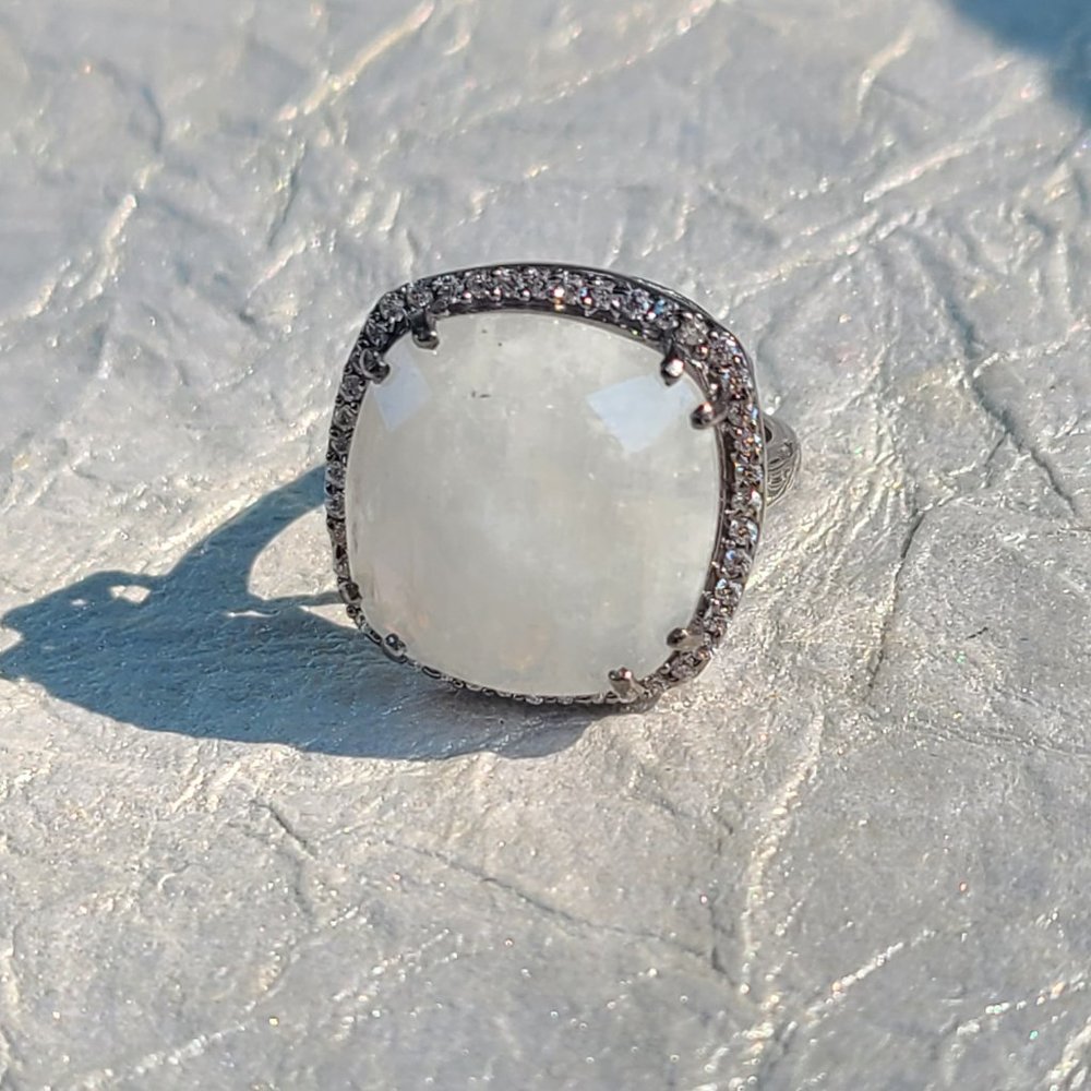 Moonstone Ring Size 8-Sterling Silver Oxidized -Birthday stone-Gift - Picture 10 of 14